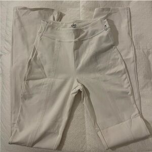 NWOT Alo Airbrush High waist flutter legging XS